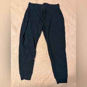 Women’s Wool& Aspen Black Joggers